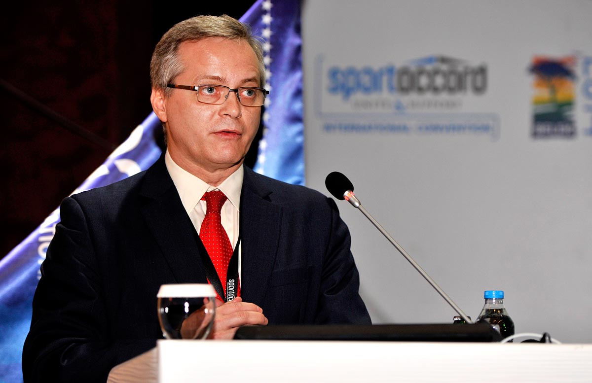 Dr. Kozsla Tibor előadást tartott a SportAccord konferenciáján