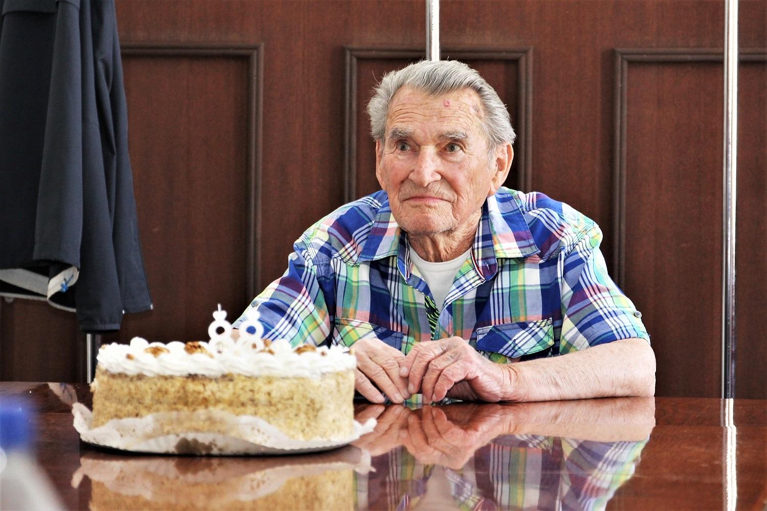 A 88 éves Dr. Zarándi Lászlót köszöntöttük