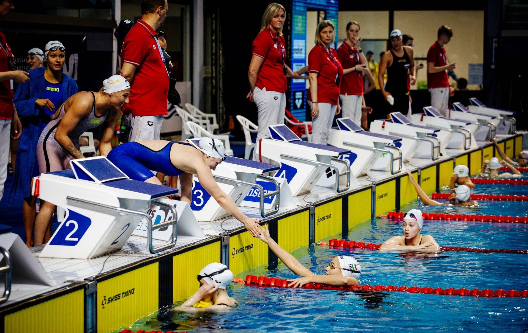 TF-es főszereplők az úszók országos bajnokságán