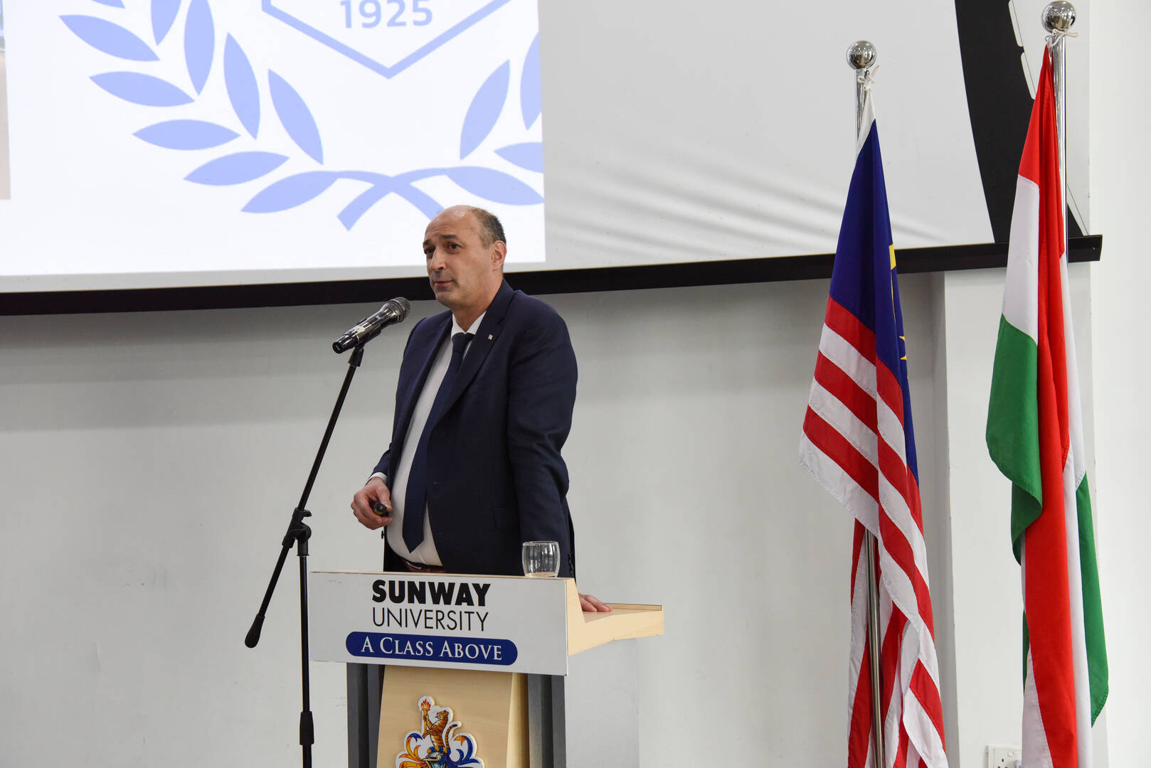 Sterbenz Tamas rektor is reszt vett az I. Malajziai Magyar Rektori Forumon 2