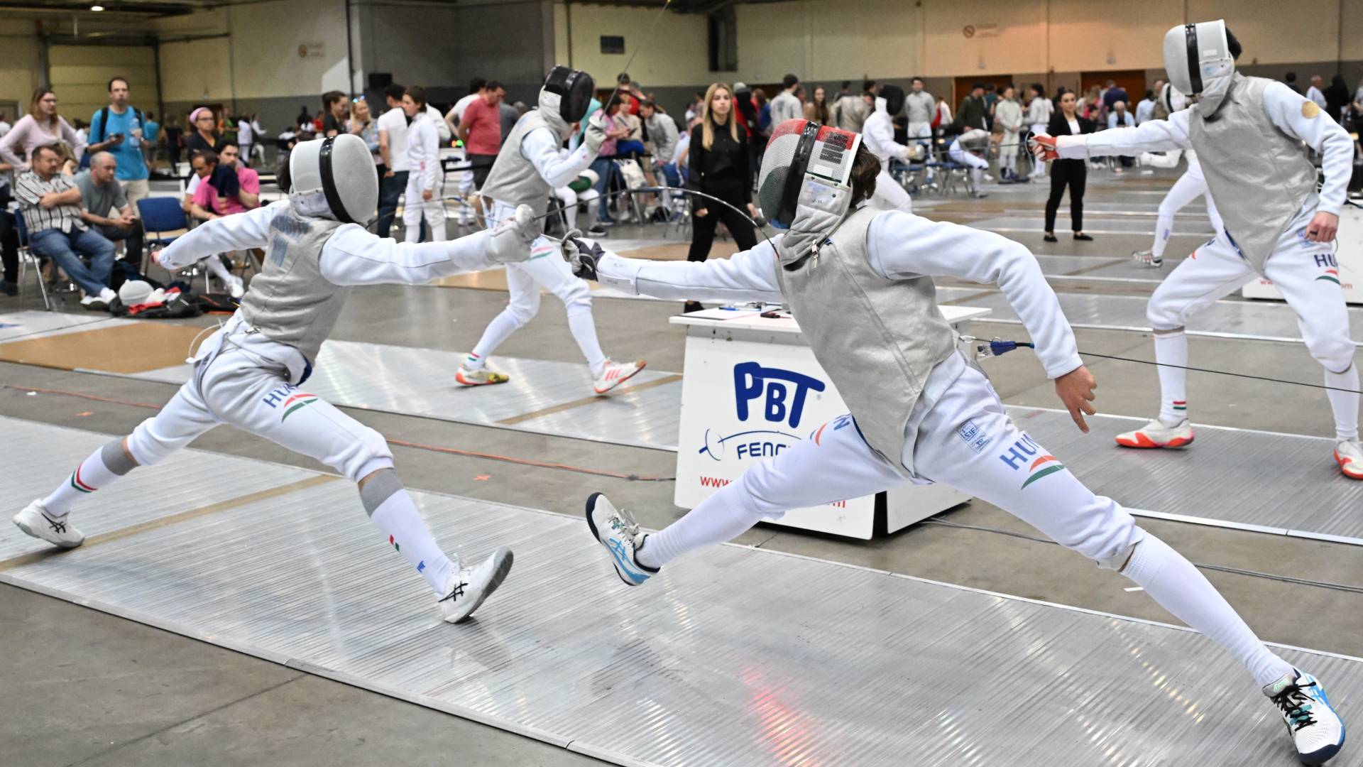 Negy eremmel zartak hallgatoink a vivo MEFOB on