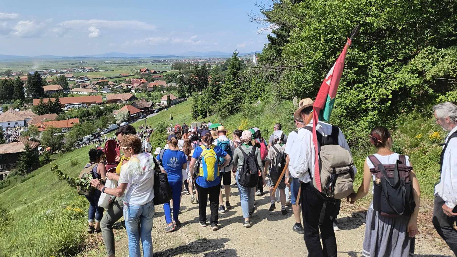 Ujra lengett a TF es zaszlo a csiksomlyoi nyeregben
