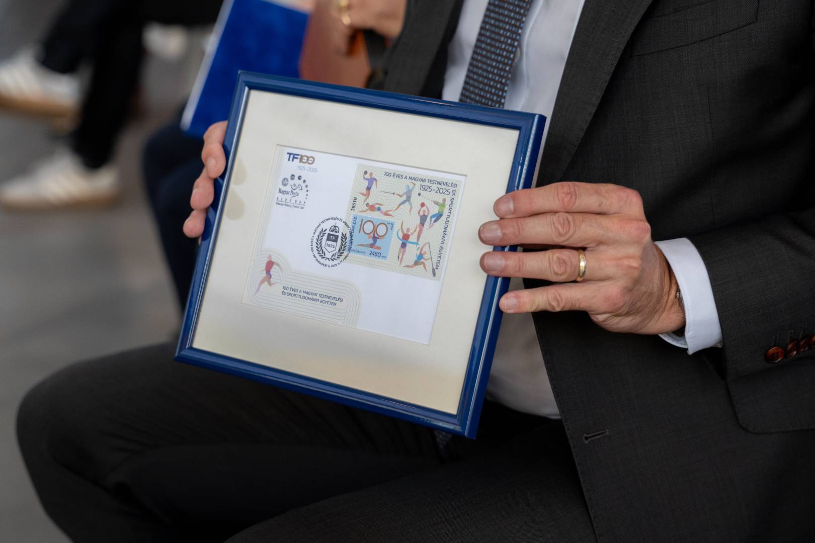 Belyegekkel tisztelegtek a TF centenariuma elott 2