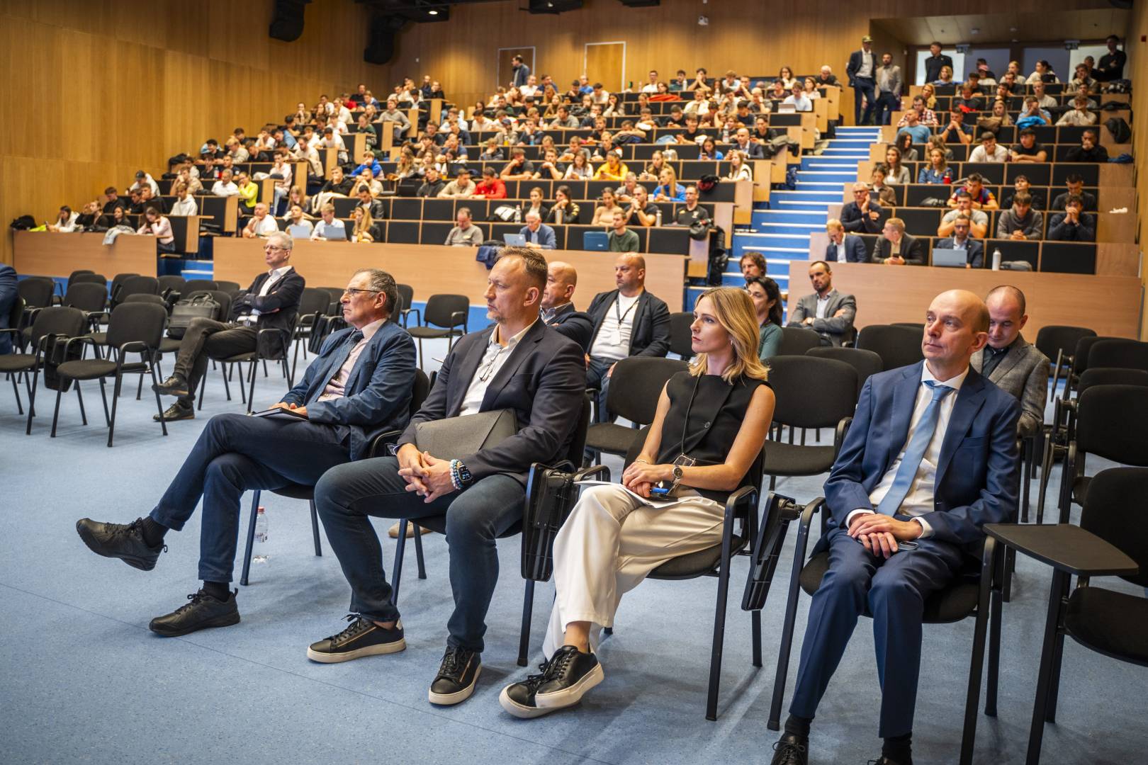Ezren unnepeltek a TF 100. szuletesnapjat a Sport es Innovacio Konferencian 4