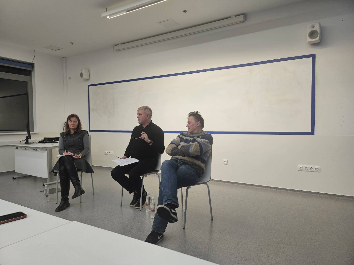 Az igazsag arcai beszamolo a TF Klebelsberg Kuno Szakkollegium kerekasztal beszelgeteserol