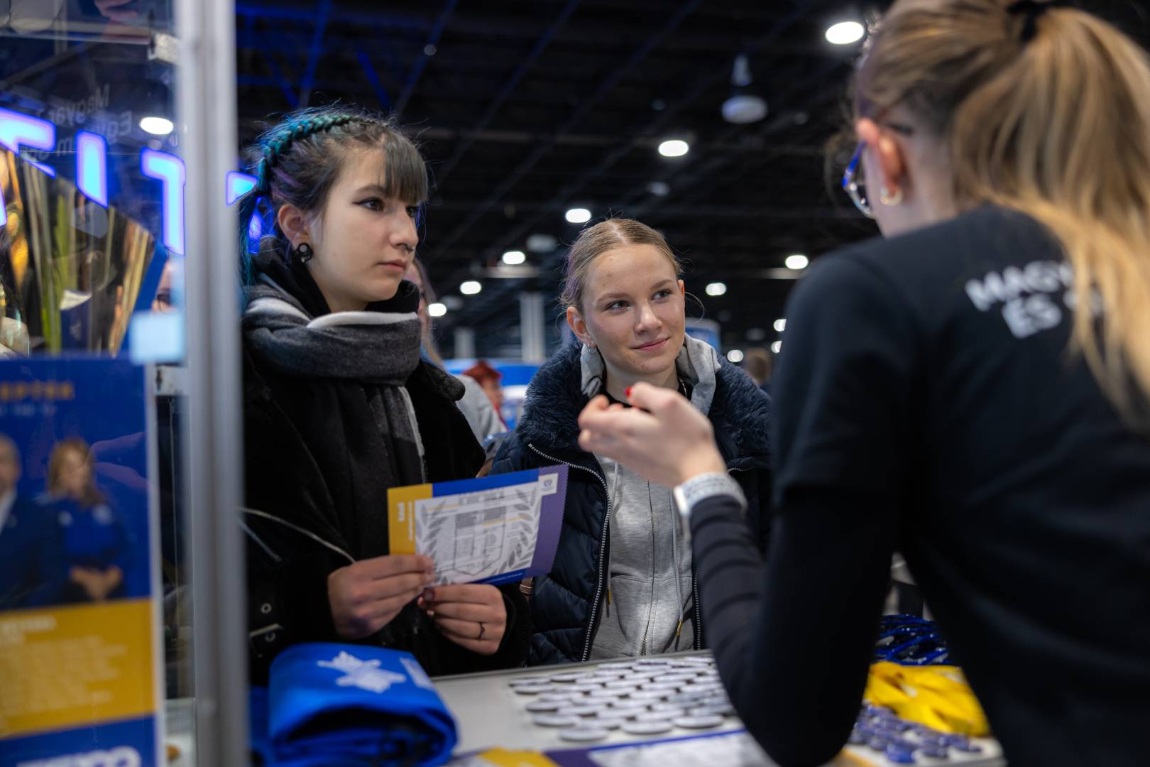 Educatio Esemenydus napok a TF standnal kozeppontban az osztatlan tanarkepzes 2